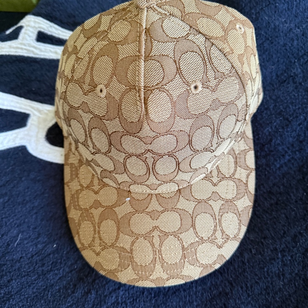 Men’s Coach Baseball Cap Brand new